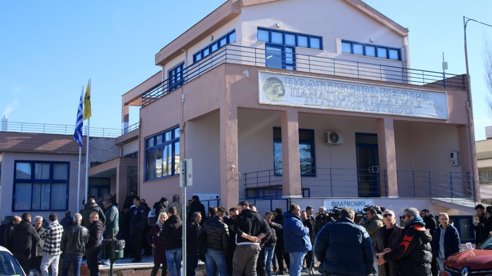 Πανελλαδική σύσκεψη αγροτών: «Ναι» σε συνάντηση με τον πρωθυπουργό, «όχι» σε συλλαλητήριο στην Αθήνα