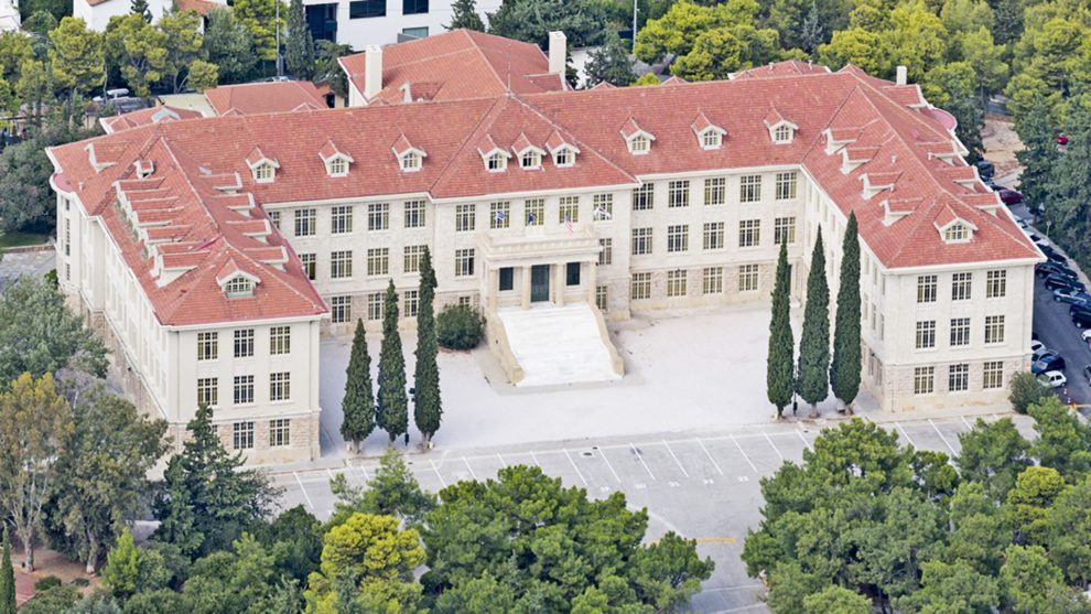 Κολλέγιο Αθηνών: Δύο υποτροφίες για υποψηφίους που φοιτούν σε σχολική μονάδα Μεσσηνίας και Λακωνικής Μάνης