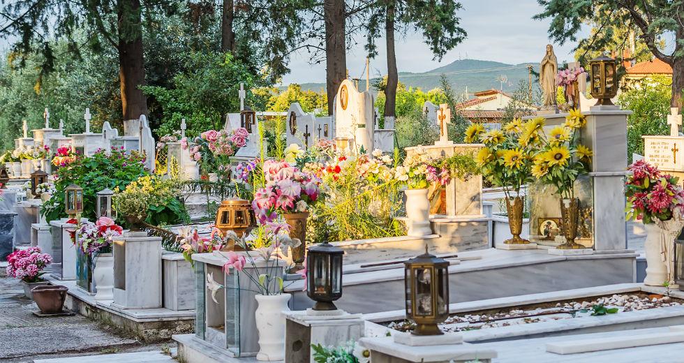 Τα κοιμητήρια εκτός οικισμών με απόφαση του ΣτΕ