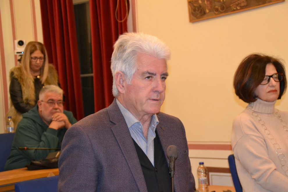 Β. Τζαμουράνης: Επαναλαμβανόμενα φαινόμενα αντιδημοκρατικής λειτουργίας του Δημοτικού Συμβουλίου Καλαμάτας