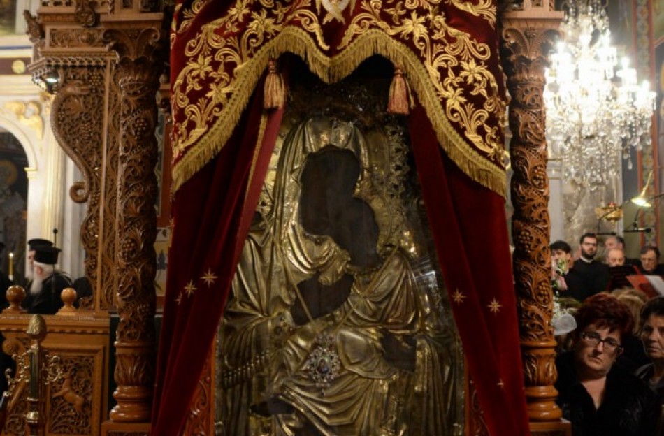 Ενθρονίζεται σήμερα η θαυματουργός εικόνα της Παναγίας Υπαπαντής