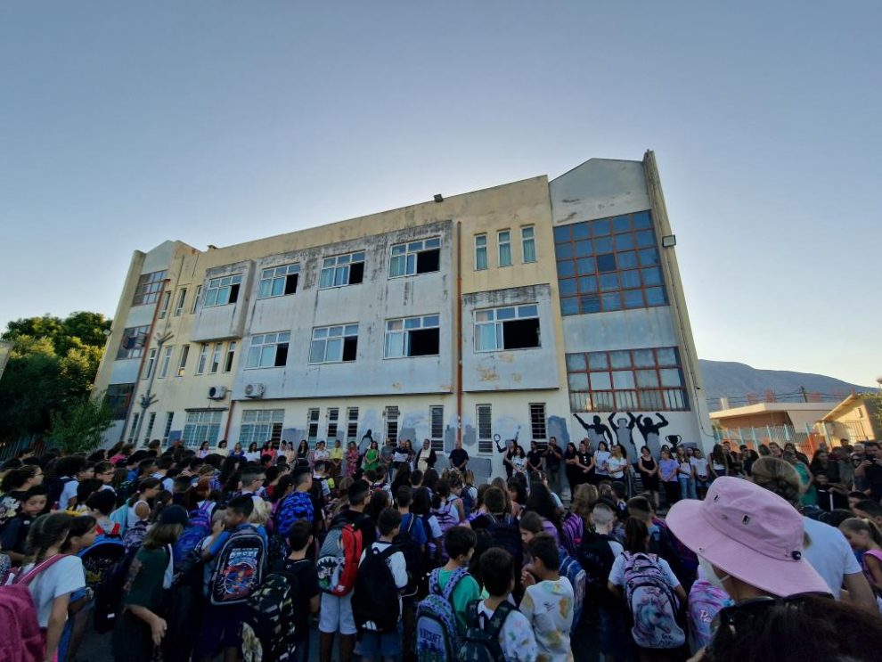 Εκτός σχολικής μεταφοράς 19 μαθητές του 22ου Δημοτικού Καλαμάτας