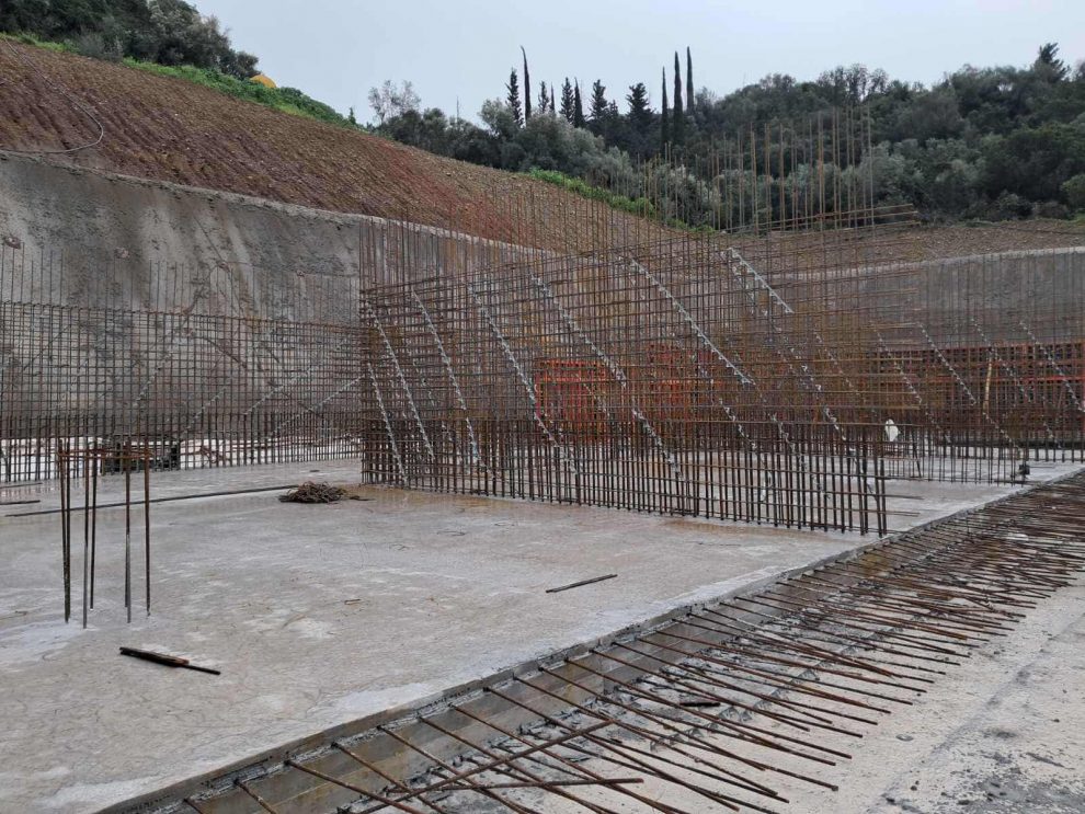 Σε εξέλιξη οι εργασίες κατασκευής της νέας  δεξαμενής ύδρευσης στον Αϊ – Γιάννη Καρβούνη