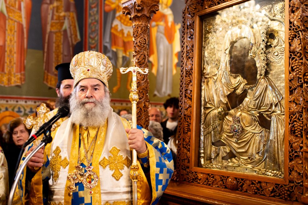 Επέστρεψε στον Θρόνο Της η Παναγία η “Υπαπαντή”