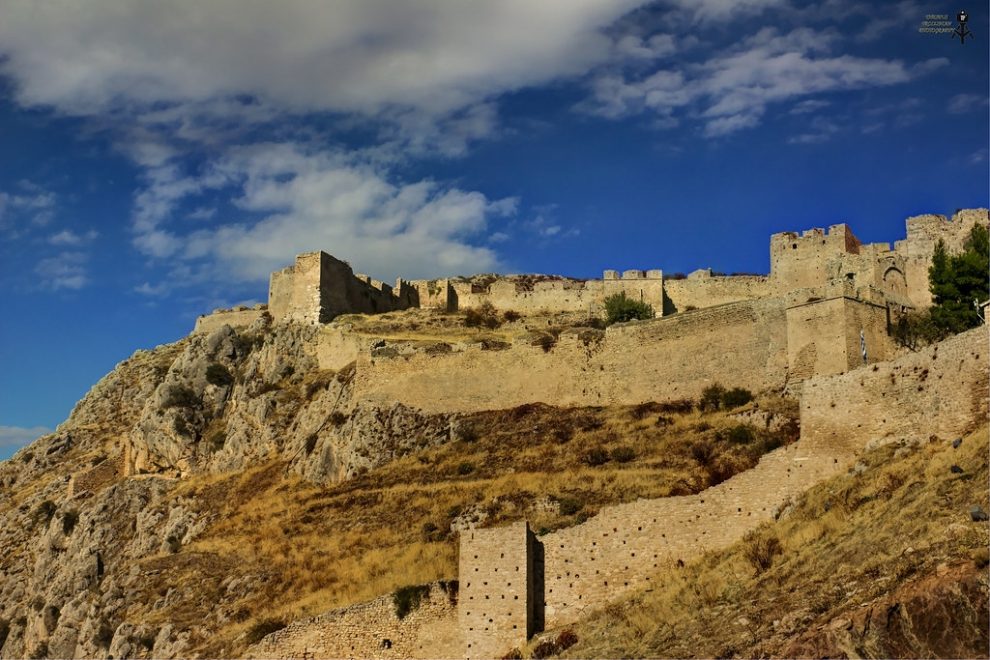 Εξόρμηση στην Αρχαία Κόρινθο με τον Ορειβατικό Σύλλογο Καλαμάτας