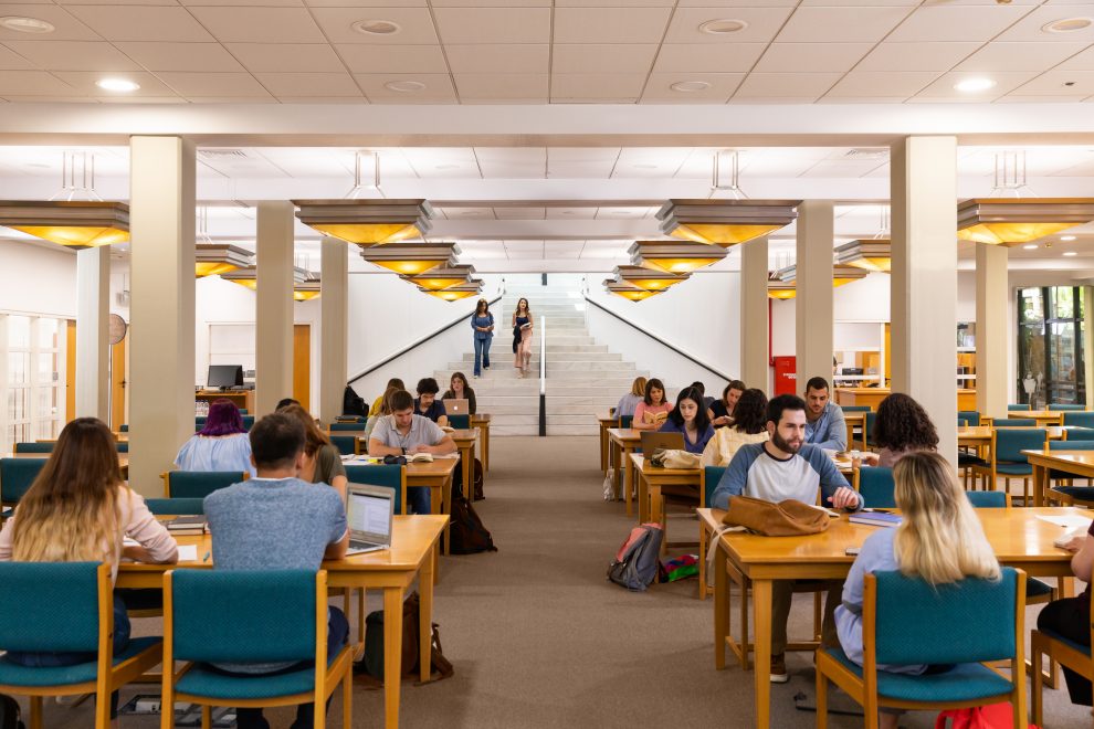 Σπουδές που ανοίγουν ορίζοντες, με τη σφραγίδα μίας εκπαιδευτικής παράδοσης 150 ετών