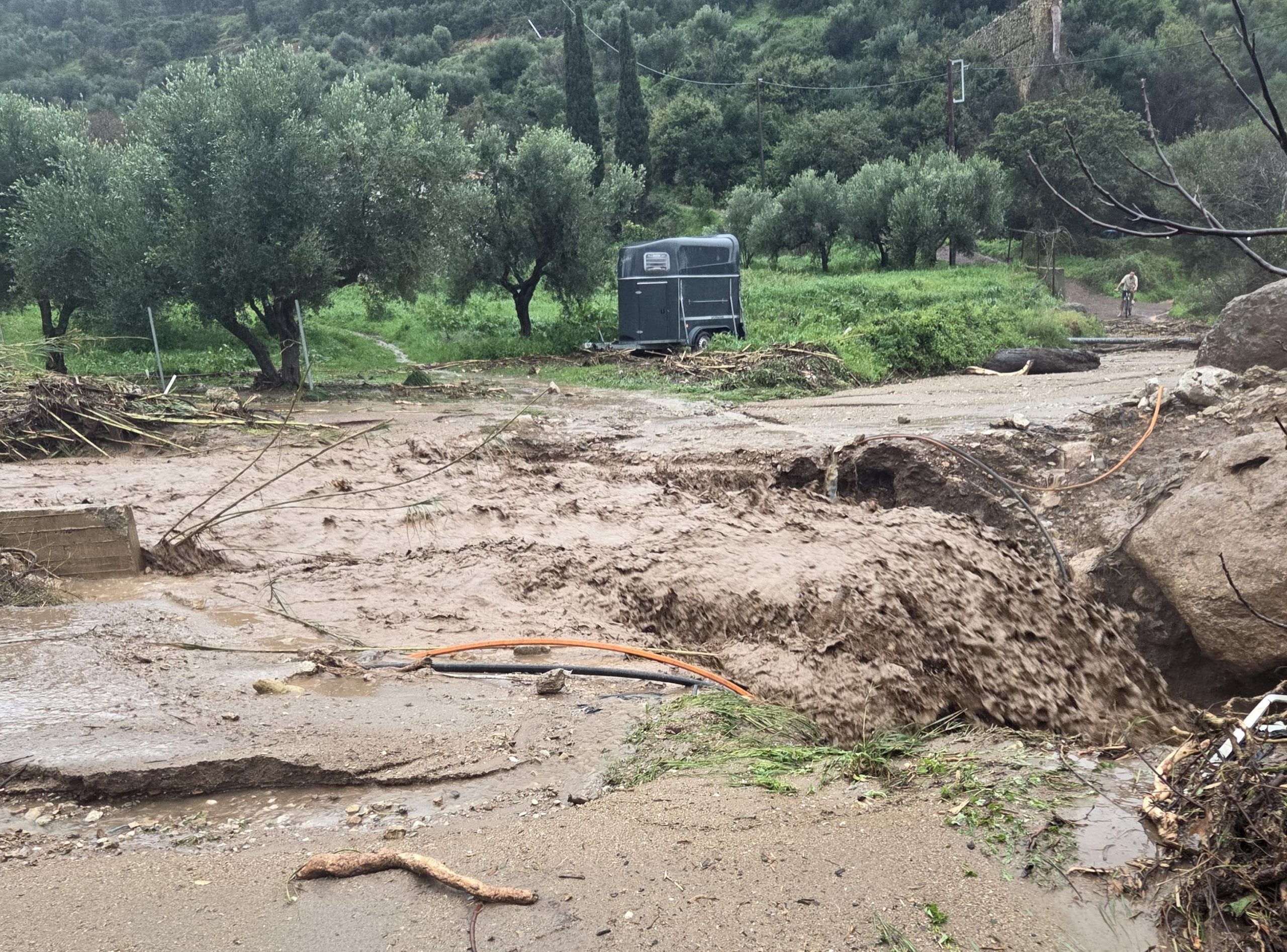 Πότε, από ποιον και με ποια μέσα  καθαρίστηκαν ρέματα στην Κυπαρισσία;