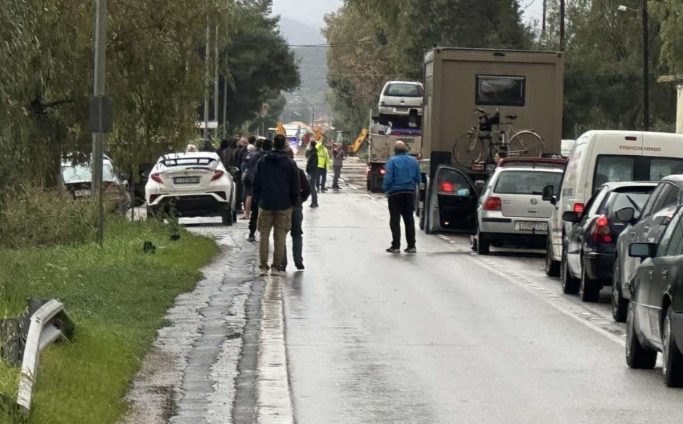 Τριφυλία: Κλειστός ο εθνικός δρόμος στα Μυραίκα Κυπαρισσίας – 112 για περιορισμό μετακινήσεων