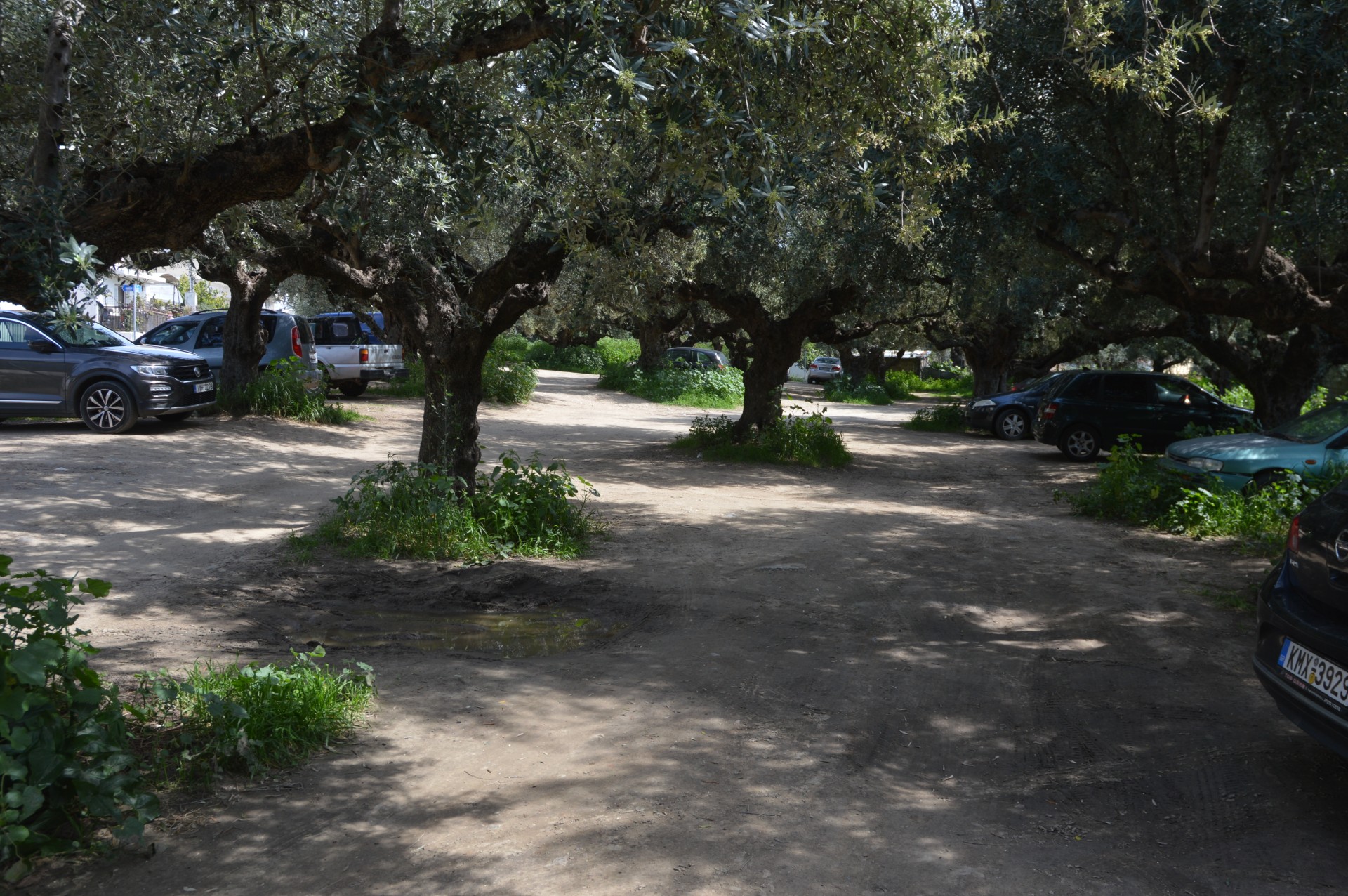 Ανάθεση για δύο νέα πάρκινγκ στην Αγία Παρασκευή και στην Αθηνών