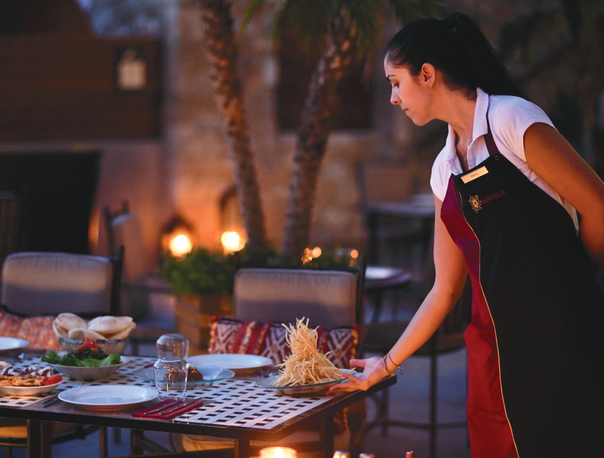 Phaos: Αξιοποιήστε την ευκαιρία εργασίας στην Costa Navarino