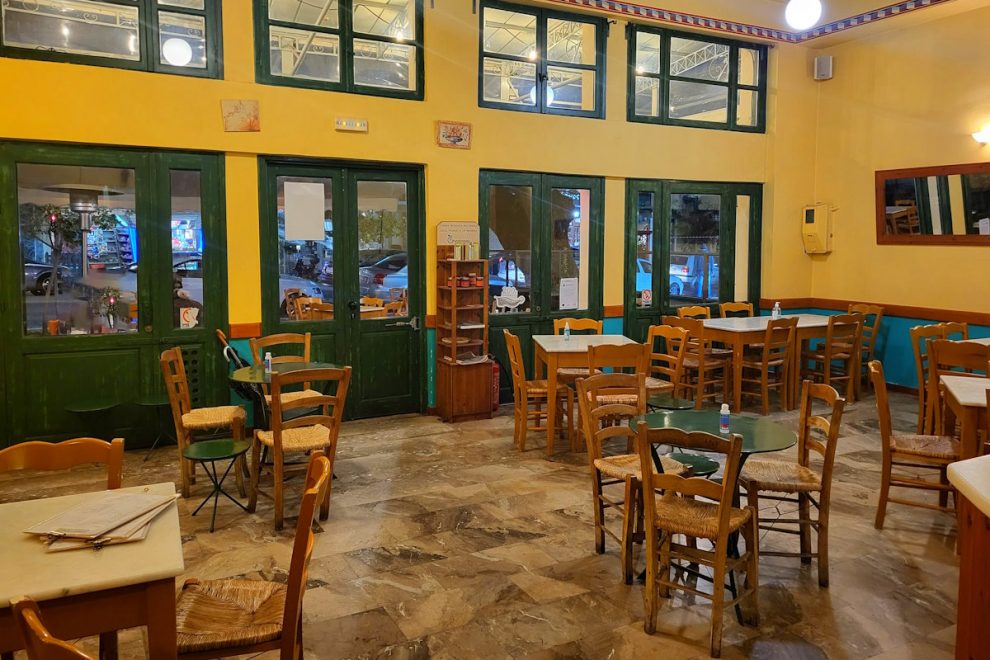 Παραδοσιακά καφενεία της Καλαμάτας  που γράφουν τη δική τους ιστορία στο χρόνο