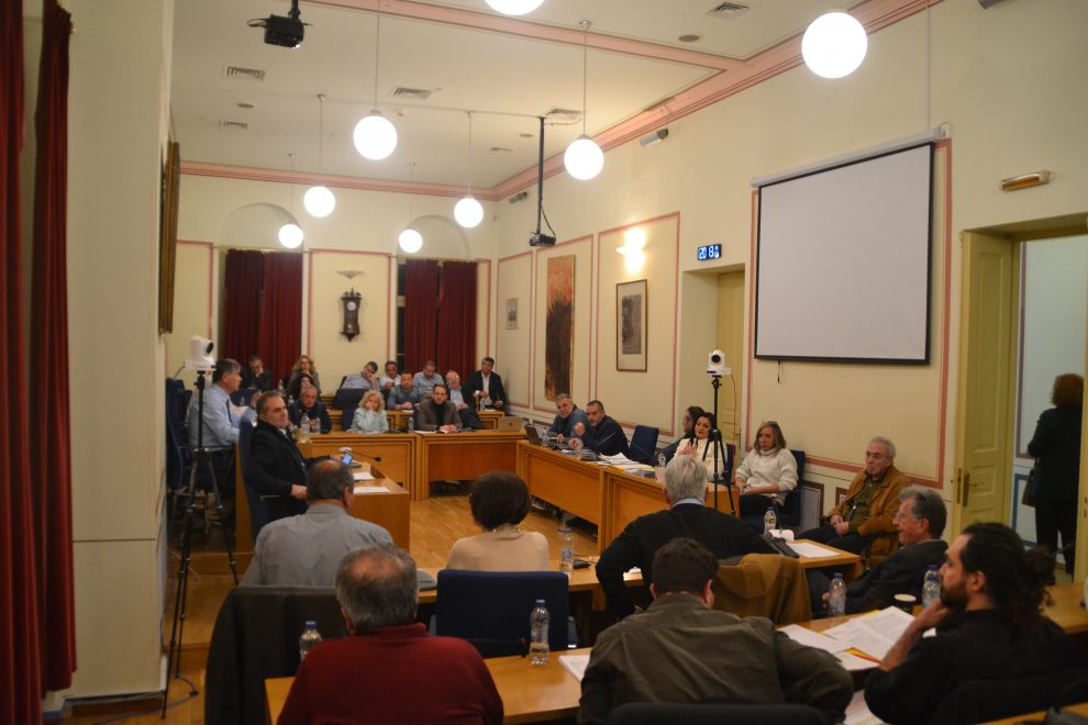 Δ.Σ. Καλαμάτας: Μακρά, χωρίς συνεννόηση και με στιγμές έντασης συζήτηση για τη Φιλαρμονική