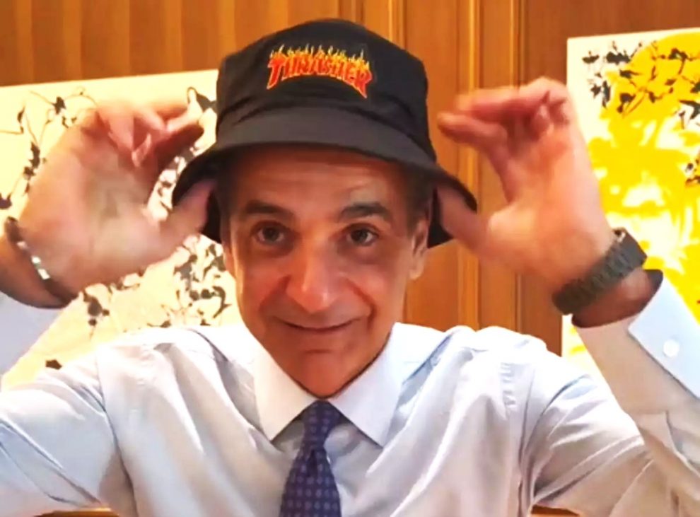 «Ρουσφέτι»… Τι σκέφτηκε ο άνθρωπος;