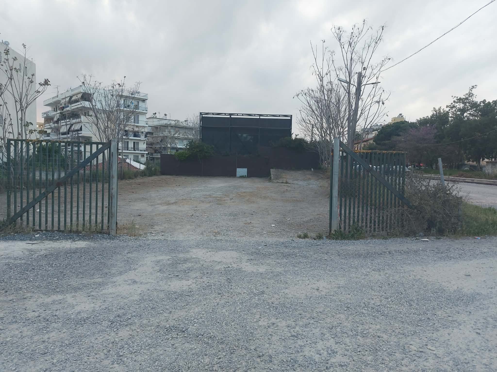Επιτέλους άνοιξε ο χώρος πίσω από το θερινό σινεμά
