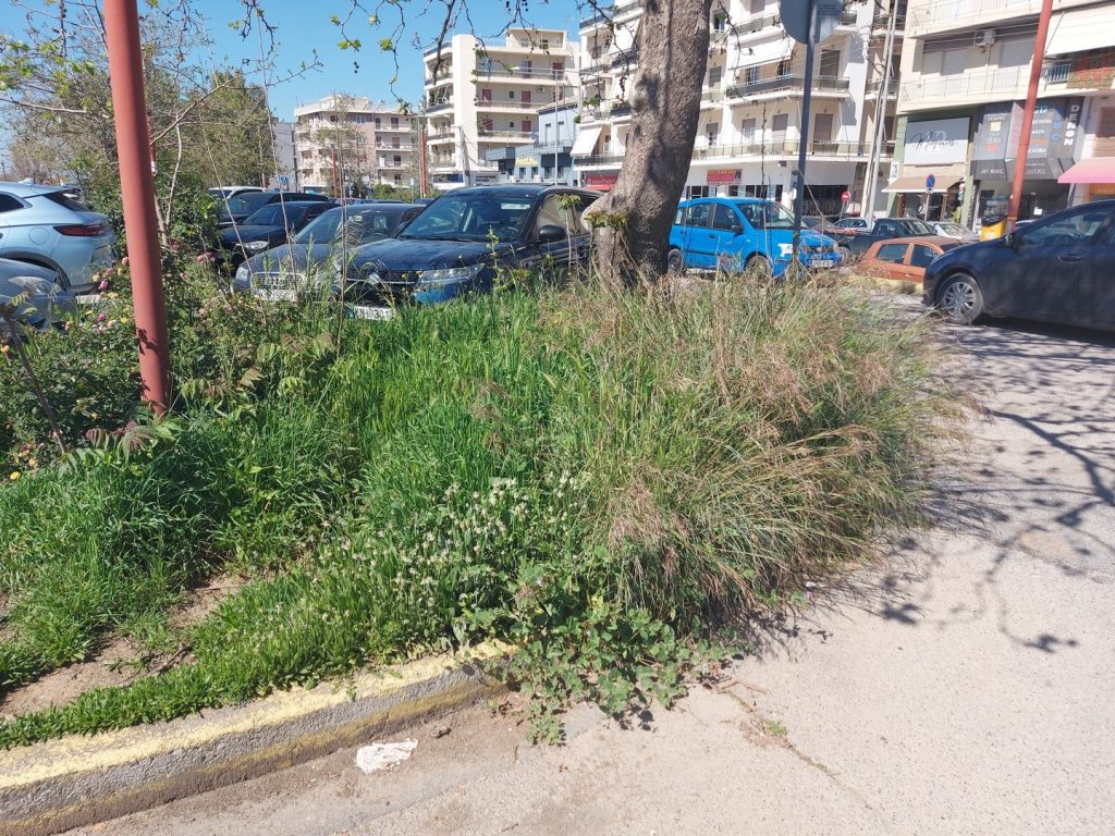 Πάρκινγκ Νέδοντα: Μετρά  αντίστροφα η είσοδος του ιδιώτη