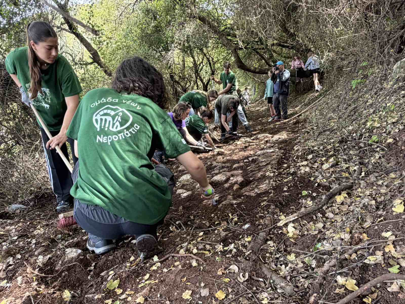 Ρίπεσι Τριφυλίας: Εργαστήρι αποκάλυψης καλντεριμιού και εργαστήρι ξερολιθιάς