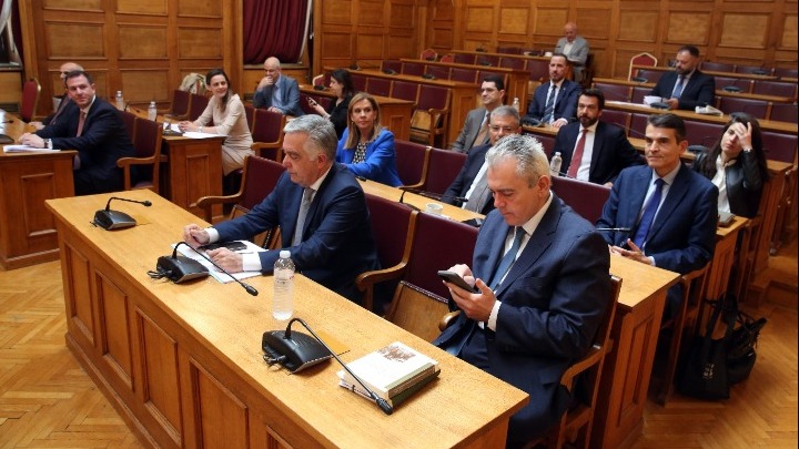 Την άρση ασυλίας των 11 βουλευτών εισηγήθηκε η επιτροπή Δεοντολογίας