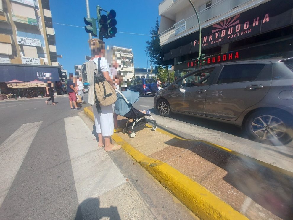 Ίσως το πιο στενό πεζοδρόμιο