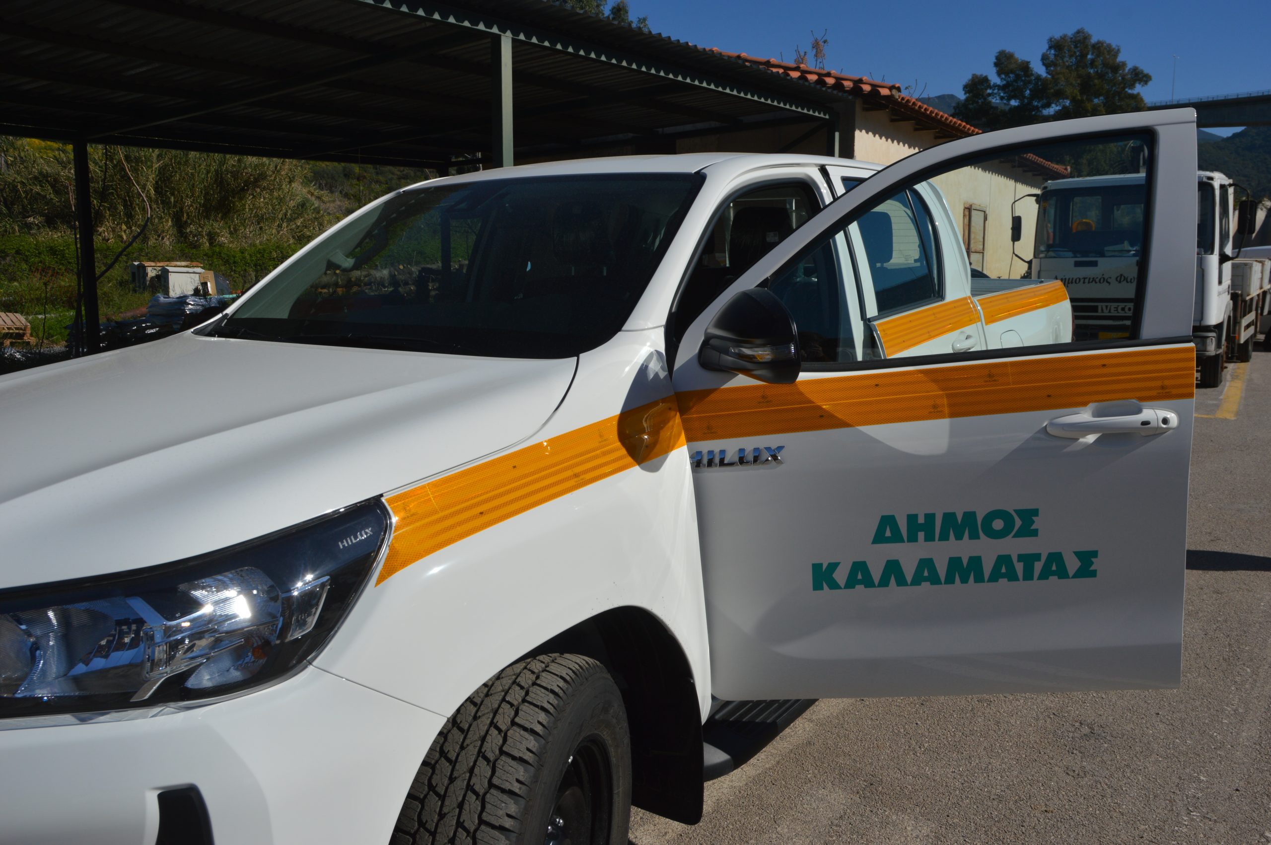 Στον «όρχο» του Δήμου Καλαμάτας  7 ολοκαίνουργια TOYOTA Hilux