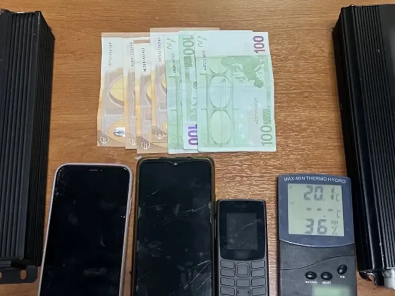 Συμμορία «έγδυνε» καταστήματα ηλεκτρονικών ειδών σε Αττική, Καλαμάτα, Χανιά, Ηράκλειο και Πύργο