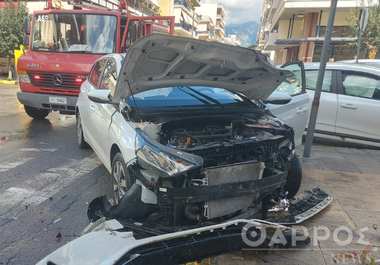 Σφοδρή σύγκρουση αυτοκινήτων στη Μακεδονίας