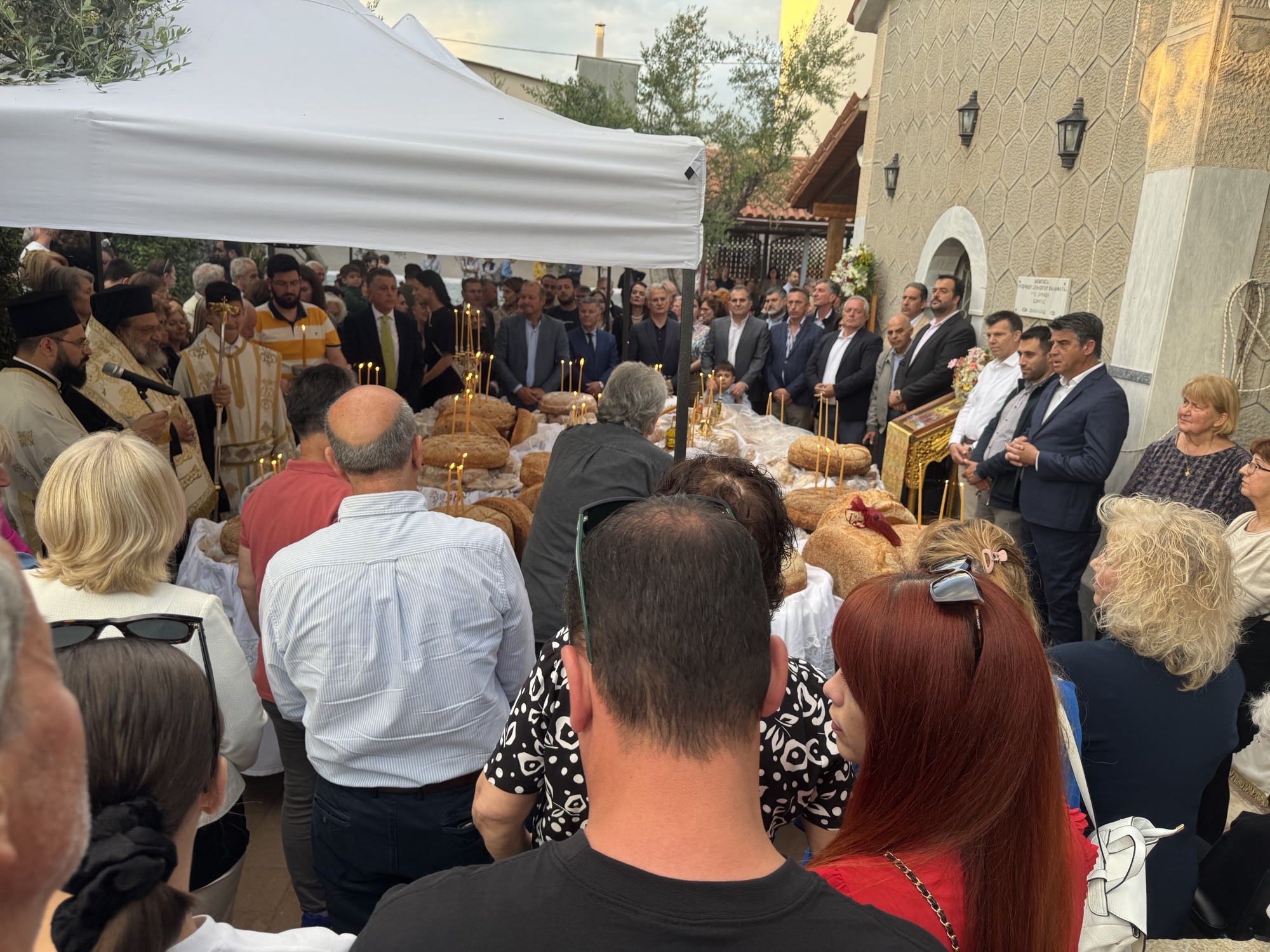 Ο Εσπερινός της Αναλήψεως και των Αγίων Κωνσταντίνου και Ελένης στην Καλαμάτα