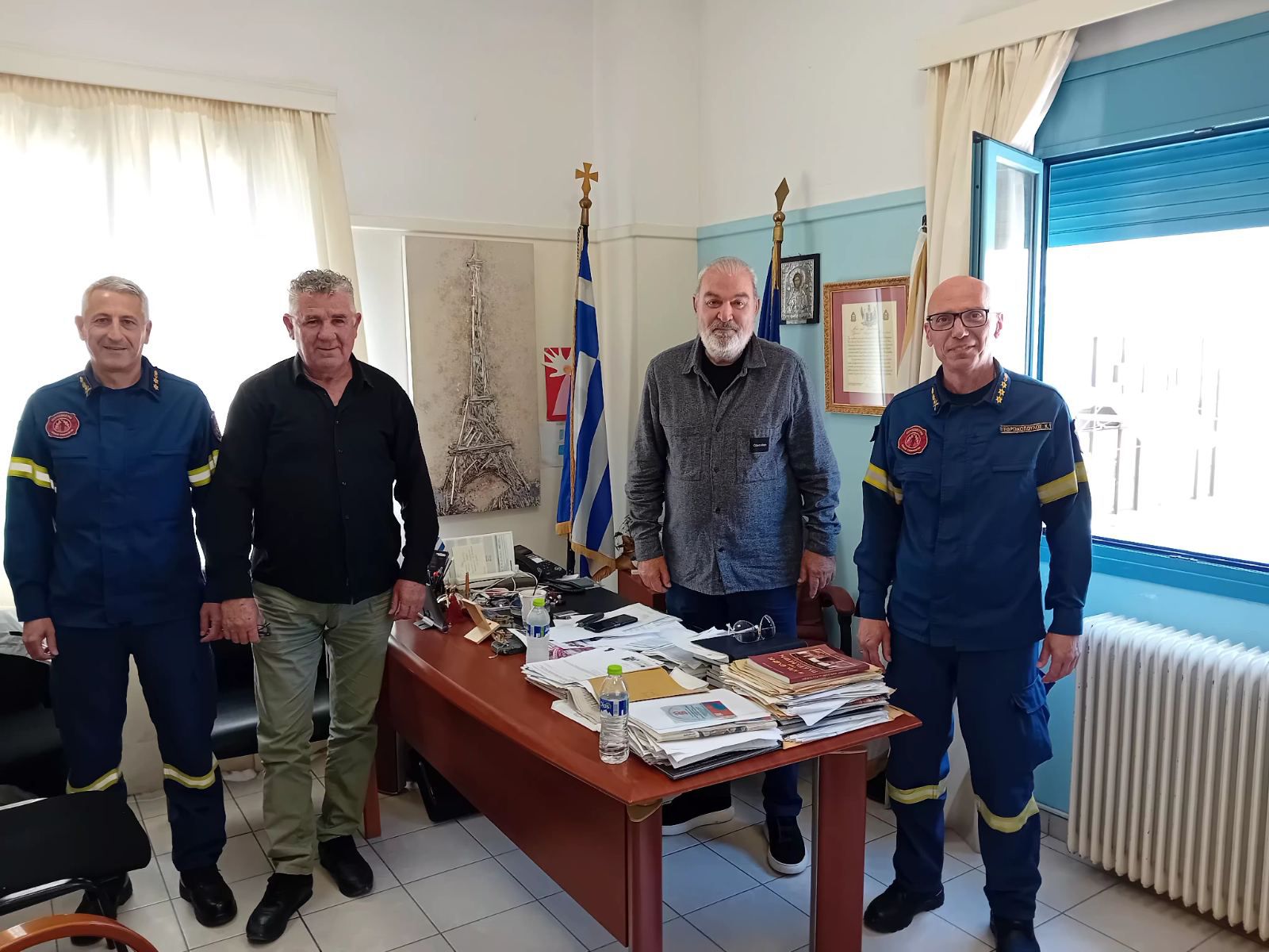 Συνάντηση Λεβεντάκη με διοικητές Πυροσβεστικής για Πολιτική Προστασία