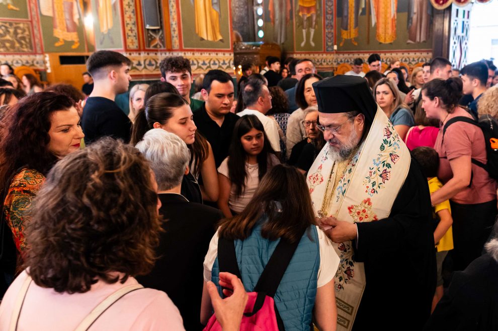 Μεσσηνίας Χρυσόστομος προς μαθητές: Οι προσευχές μας μαζί σας