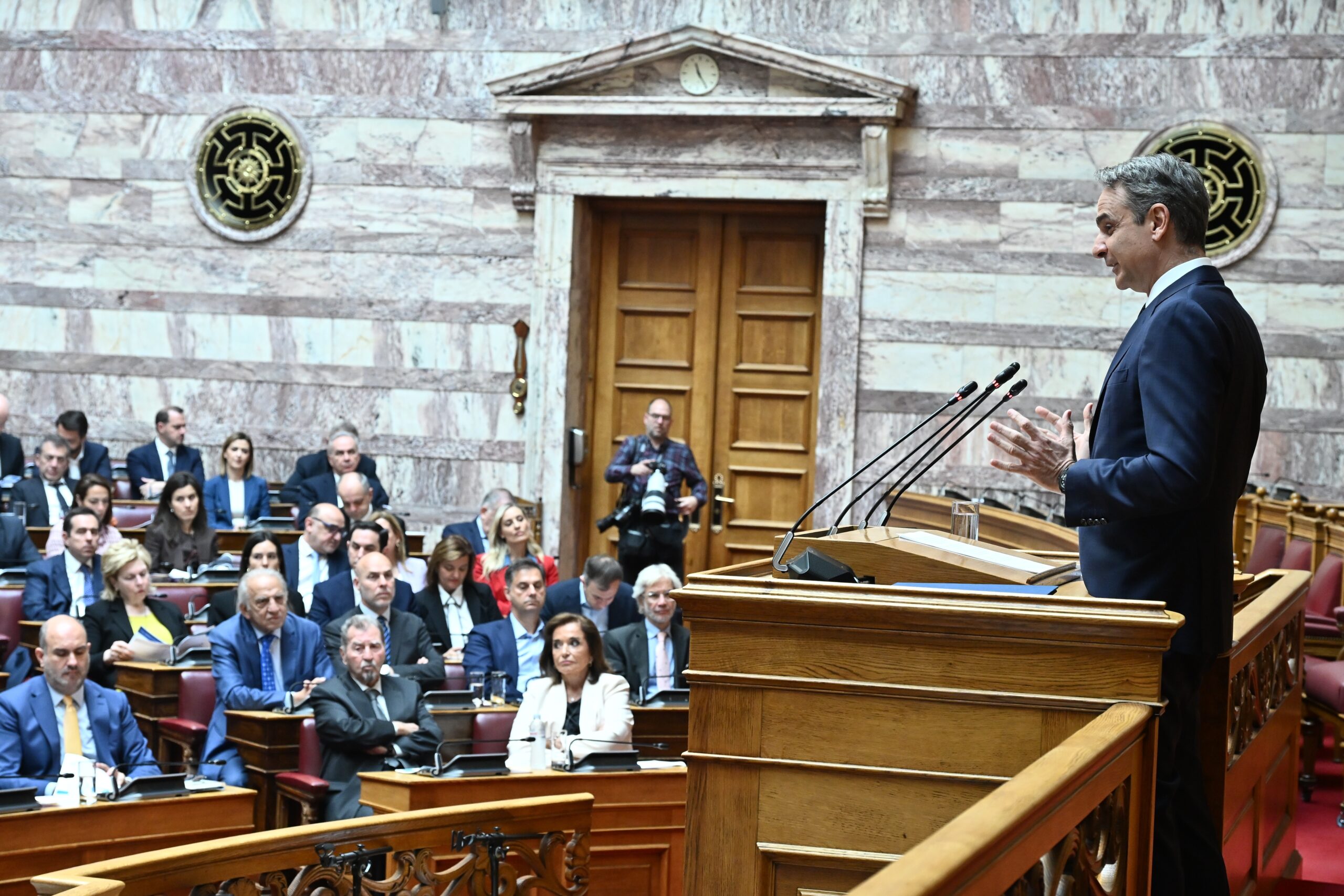 Χρυσομάλλης και Μαντάς στην Κ.Ο. της Ν.Δ: Χτύπησαν καμπανάκι για τα κακώς κείμενα της κυβέρνησης