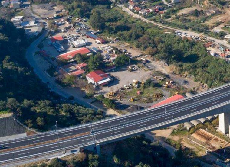 Ερώτηση Βελόπουλου για το Περιβαλλοντικό Πάρκο του Νέδοντα και τη μεταφορά των συνεργείων της ΔΕΥΑΚ