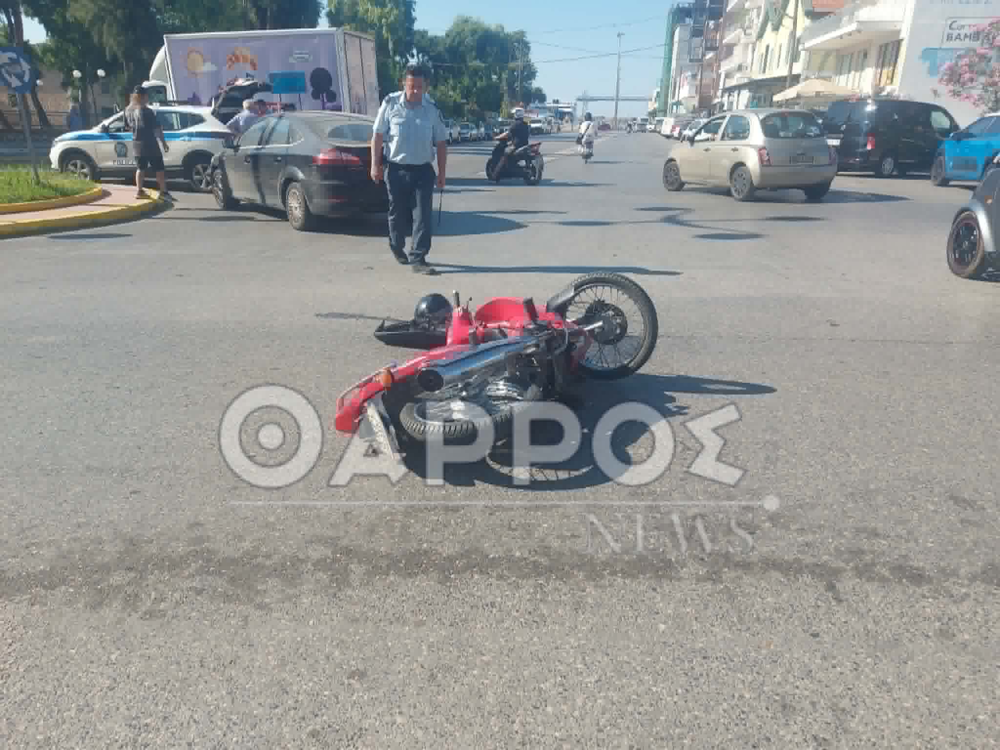 Τροχαίο με τραυματισμό στη Λυκούργου