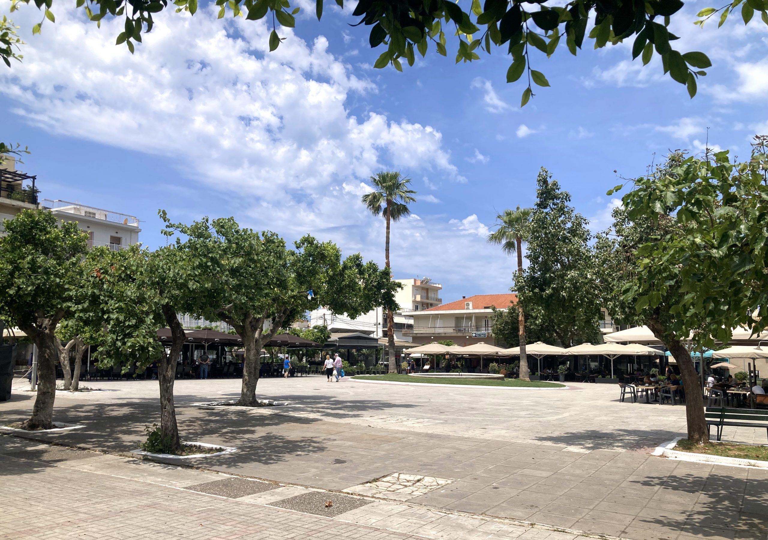 Επαγγελματικό «ριφιφί» σε καφετέρια στην κεντρική πλατεία Κυπαρισσίας