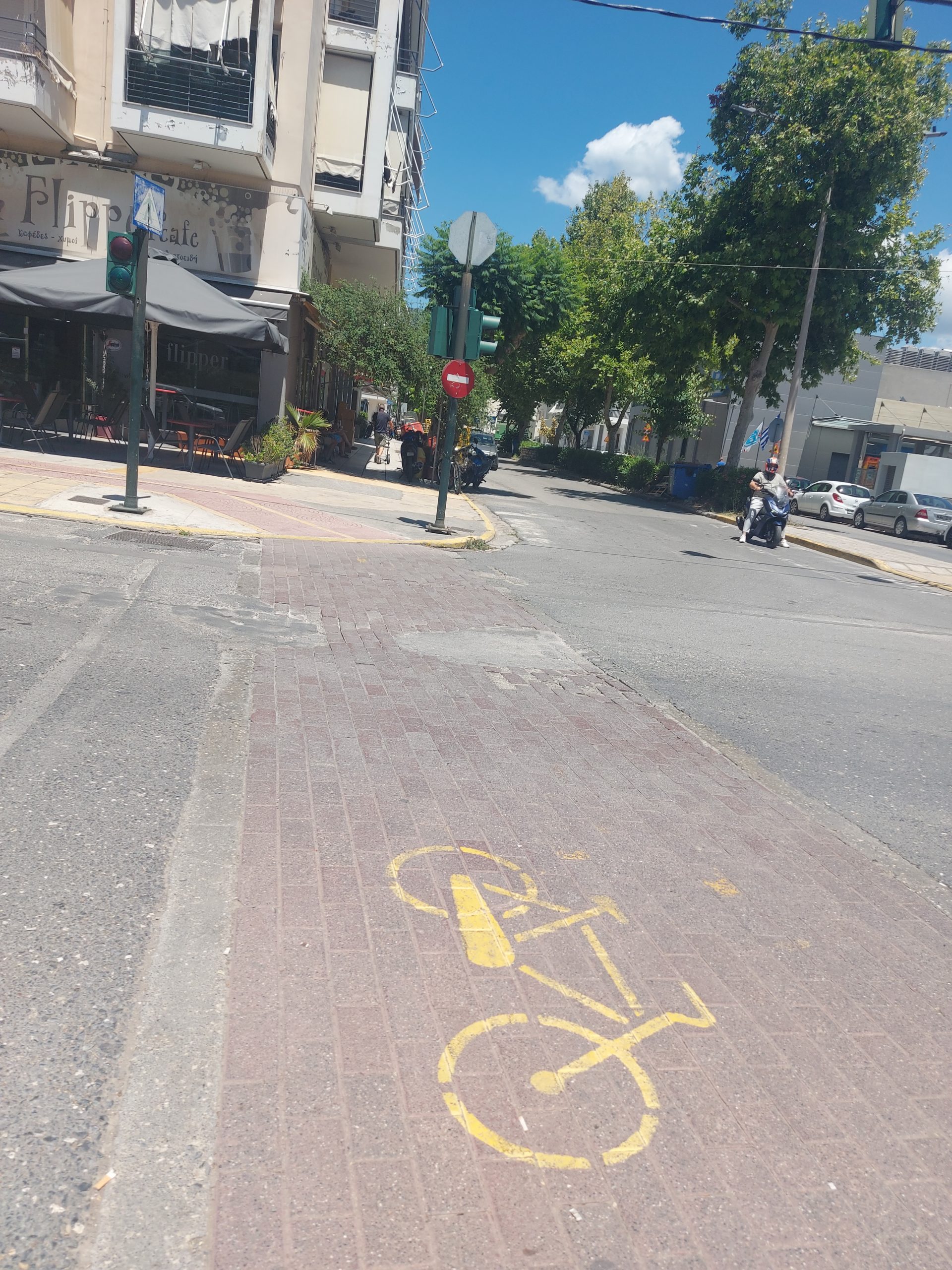 Ο ποδηλατόδρομος θέλει βελτιώσεις