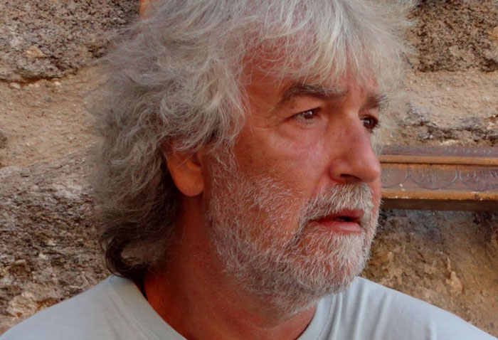 Στην Καλαμάτα ο ασυμβίβαστος συγγραφέας Σταύρος Σταυρόπουλος
