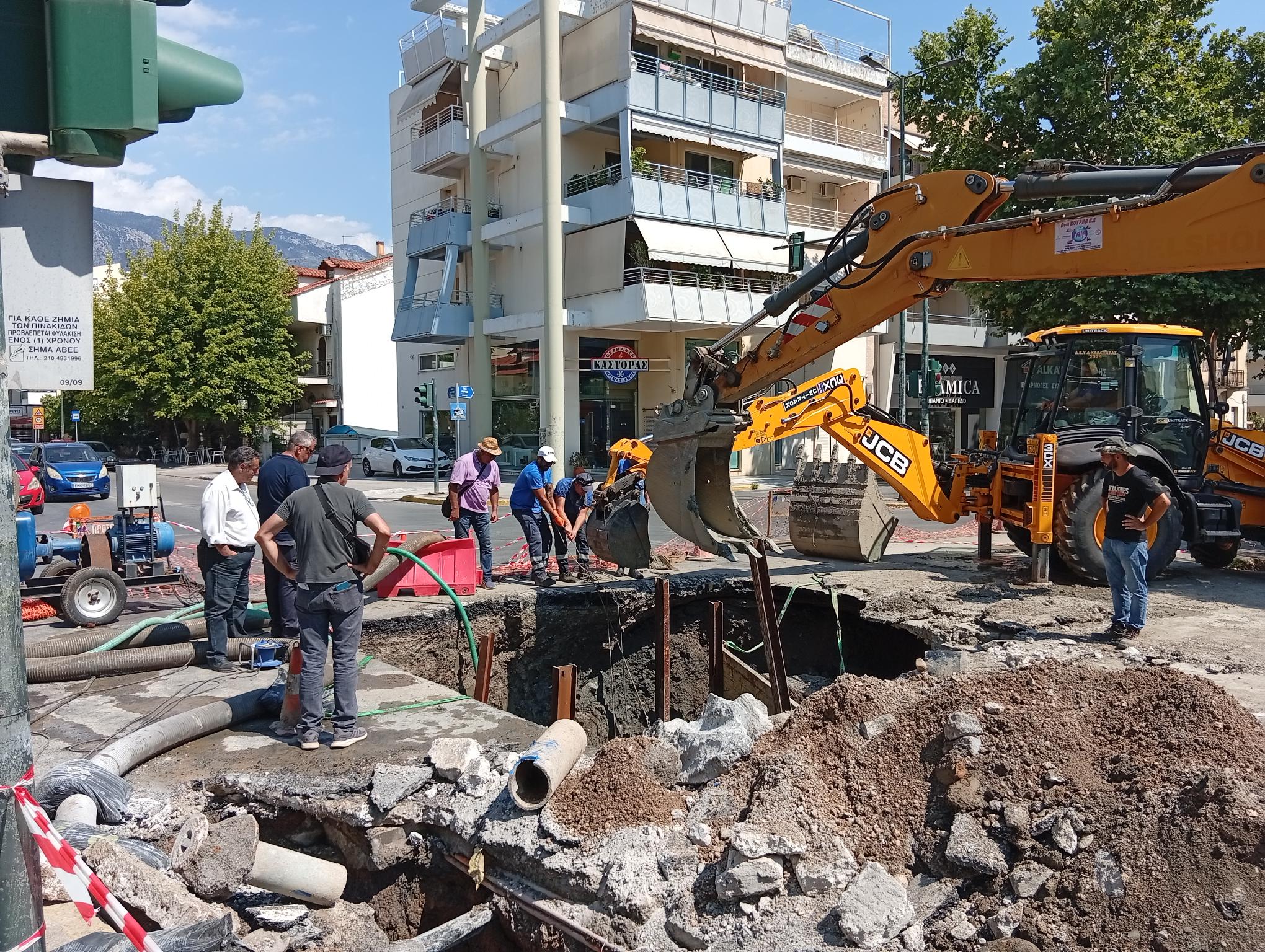 Δύσκολη η ζημιά στον κεντρικό αγωγό ακαθάρτων στην Κρήτης