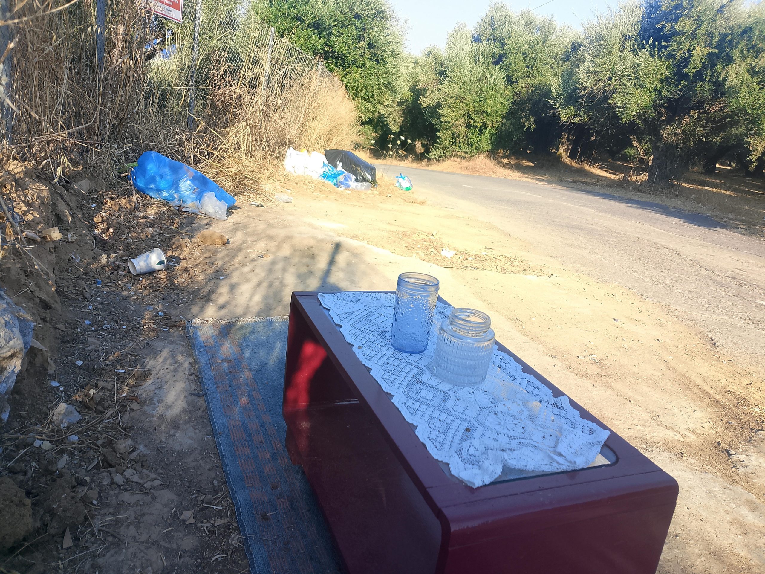 Σκουπίδια με σεμεδάκι στη Γαργαρού…