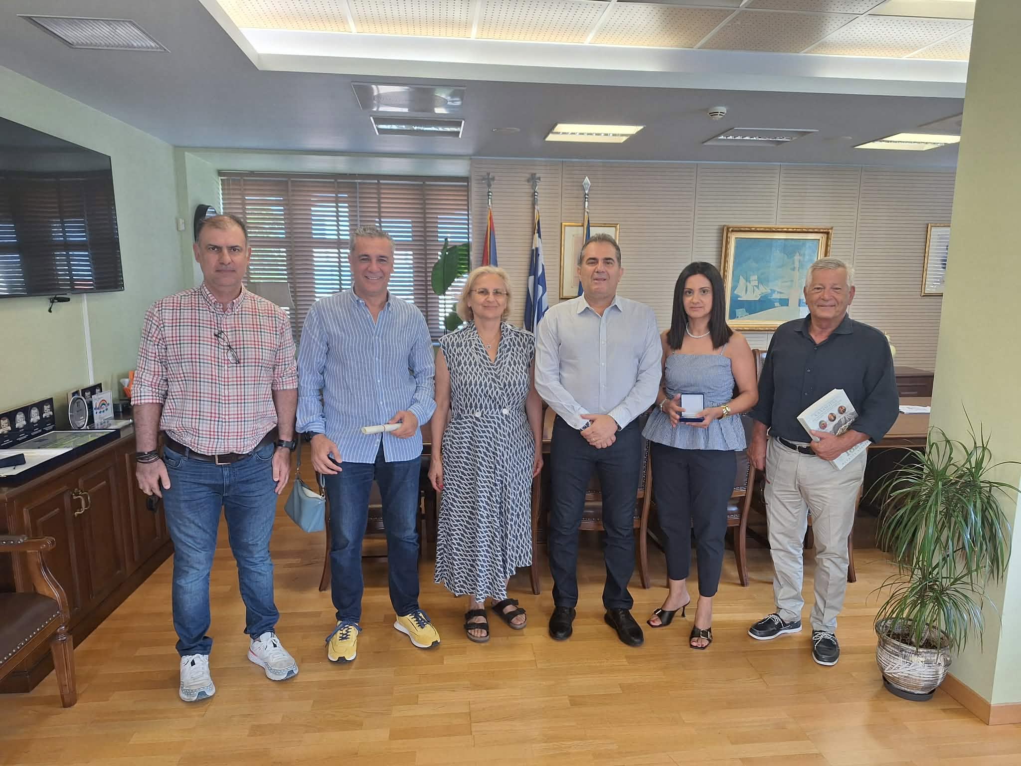 Στον δήμαρχο Καλαμάτας η νέα  διοίκηση του Ερυθρού Σταυρού Καλαμάτας