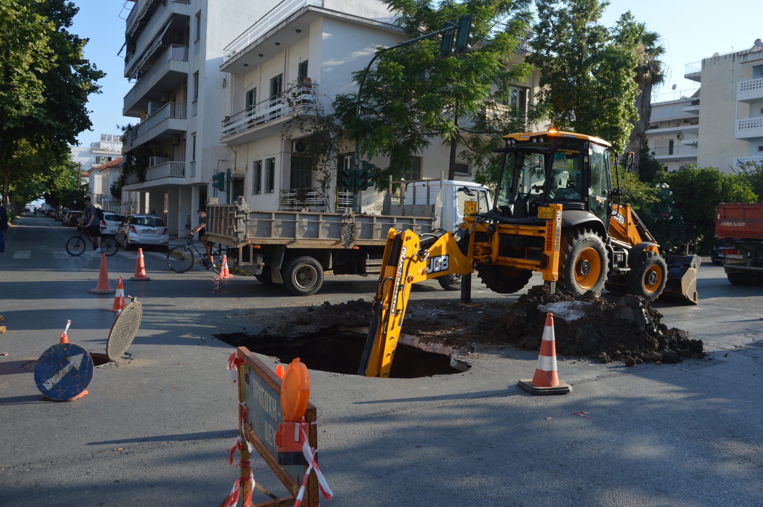 Σοβαρή ζημιά στον κεντρικό αγωγό αποχέτευσης – Καθίζηση Κρήτης και Ακρίτα