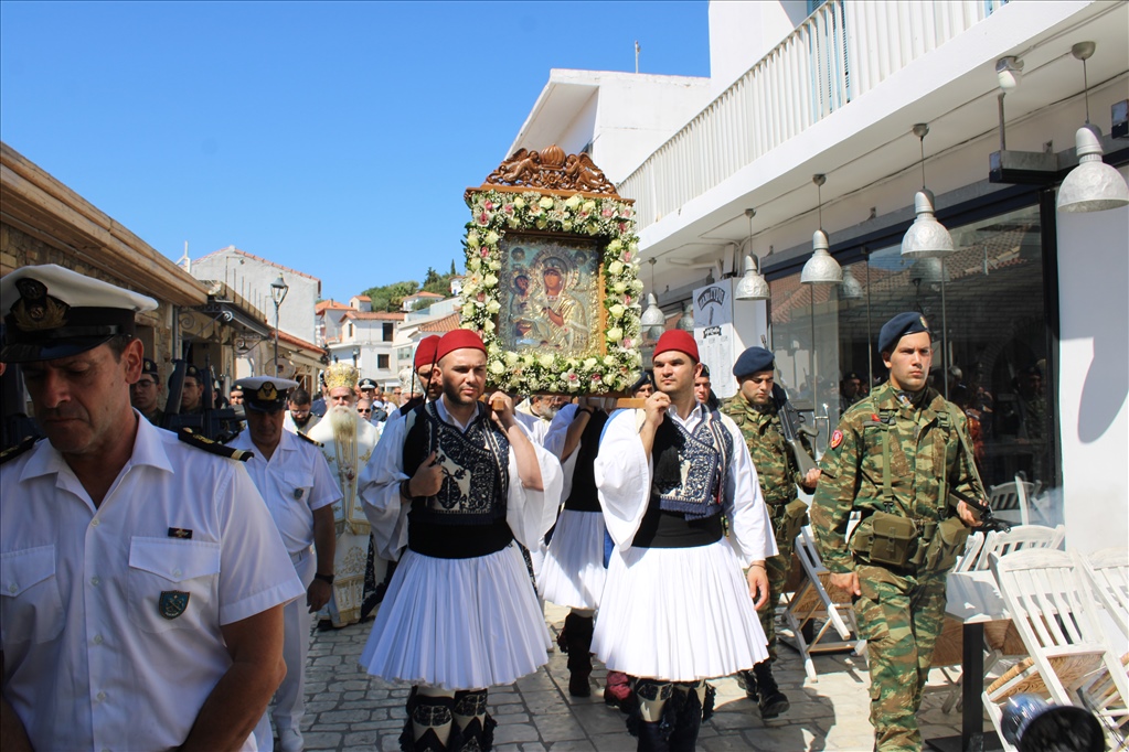 Το πρόγραμμα εορτασμού της πολιούχου της Φοινικούντας, Παναγίας Τριχερούσας