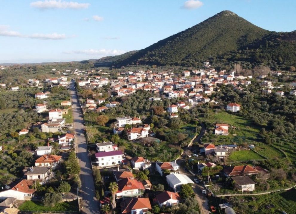 Επείγουσα ανοιχτή σύσκεψη στην πλατεία Χανδρινού για τα μεγάλα προβλήματα του χωριού