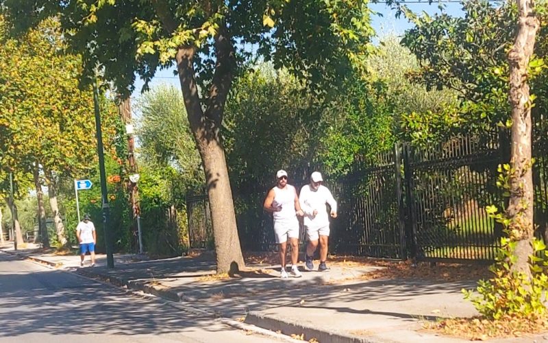 Οι άστεγοι δρομείς… περιμένουν  να επιστρέψουν στο Στάδιο