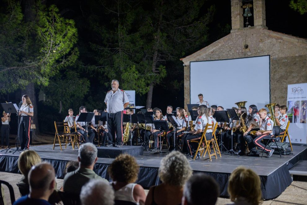 Με ιδιαίτερη συγκίνηση και μεγάλη συμμετοχή η επετειακή εκδήλωση για τα 100 χρόνια του Συλλόγου Φιλοπροόδων Φιλιατρών