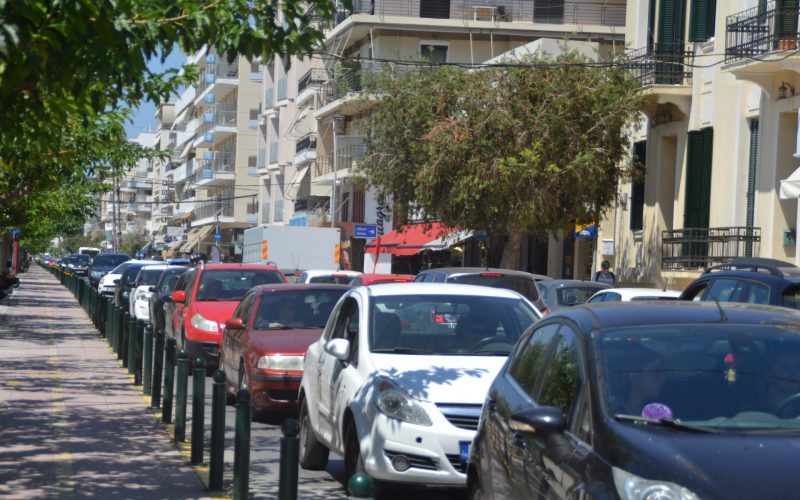 Κίνηση στην Καλαμάτα – Δεν υπάρχει ούτε ράντζο για τον Δεκαπενταύγουστο