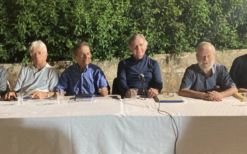 Κυπαρισσία – Παρουσιάστηκε το βιβλίο για τον Γιάννη Γ. Παπαγεωργίου