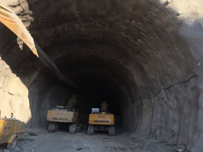Κατολίσθηση μέσα στην υπό κατασκευή σήραγγα Πεταλιδίου