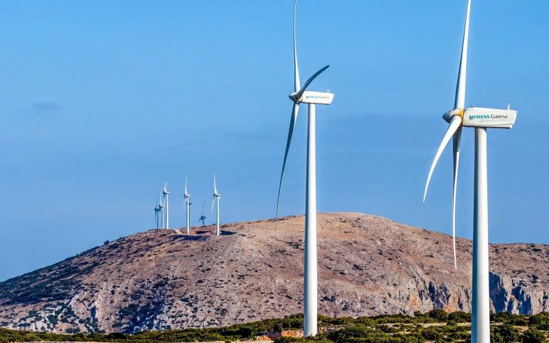 Ποιος ελέγχει τα ιδιωτικά δίκτυα ρεύματος των ΑΠΕ στην Πελοπόννησο;