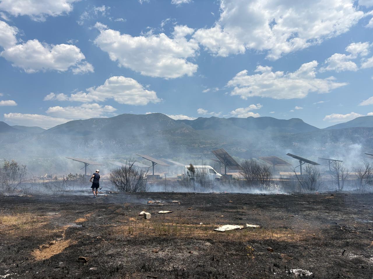 Φωτιά στο Αριοχώρι – Μεγάλη κινητοποίηση της Πυροσβεστικής