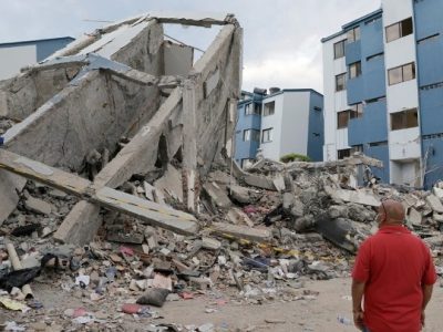 Σεισμός 7,7 βαθμών στην Ινδονησία: Τουλάχιστον 20 νεκροί