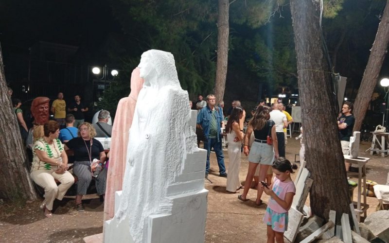 Καλαμάτα: Γλυπτική, κεραμική και μουσική με έμπνευση  από τη ζωή της πριγκίπισσας Ιζαμπώς