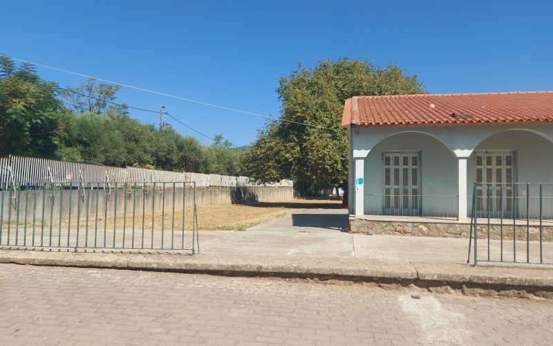 Παραμένει χωρίς περίφραξη το κτήριο του πρώην Ιερατικού Σχολείου Καλαμάτας
